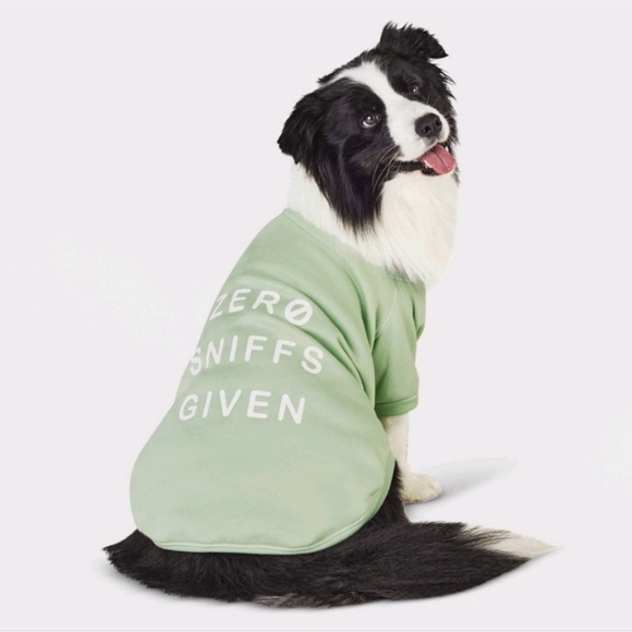 NEW Boots and Barkley -Zero Sniffs Given dog sweatshirt - Picture 3 of 6